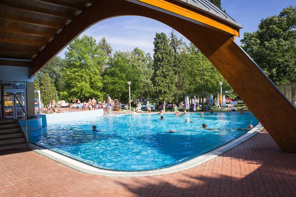 Apartman Marina Daire Bük Dış mekan fotoğraf